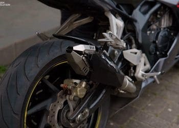 O inovador escape que permite ajustar o som da moto