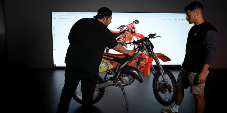 Vídeo: Apresentação da GASGAS EC 300 GP