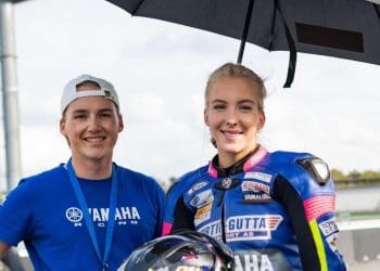 Mia Rusthen já respira sozinha, mexe braços e pernas, mas ainda não está acordada