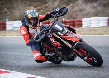 Ensaio – Ducati Hypermotard 698 Mono – beleza e eficácia