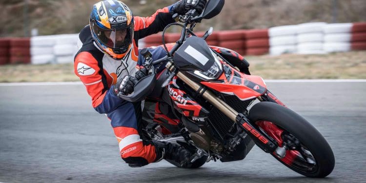Ensaio – Ducati Hypermotard 698 Mono – beleza e eficácia