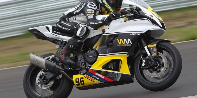 As mais velozes mulheres do mundo: Testes para a primeira época do WorldWCR começaram