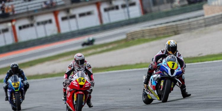 O piloto Português Ivo Lopes Triunfa na Segunda Corrida do ESBK Após Início Desafiante