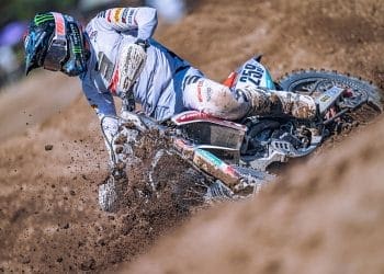 Glenn Coldenhoff e Lucas Coenen ganharam corridas de qualificação em Arnhem; Ducati e Cairoli no top dez