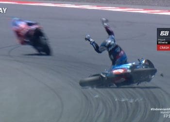 Vídeo: A assustadora queda de Miguel Oliveira na Indonésia que resultou uma fratura (confirmada) no pulso direito