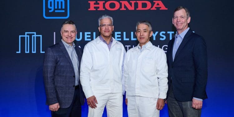 A GM-Honda inicia a produção comercial na primeira empresa comum de fabrico de sistemas de células de combustível de hidrogénio da indústria