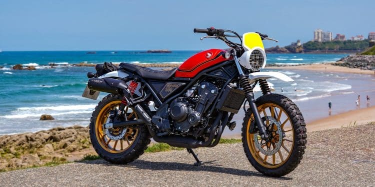 Galeria Honda Customs 2024: Espanha brilha com ‘Enduro 500’