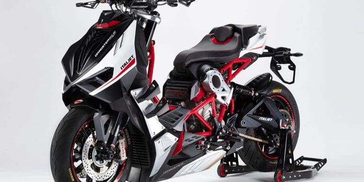 Italjet faz parceria com a Gresini – edição especial da Dragster em breve