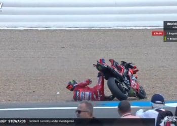 Vídeo: A queda Pecco Bagnaia em Jerez, com Brad Binder e Marco Bezzecchi «à mistura»