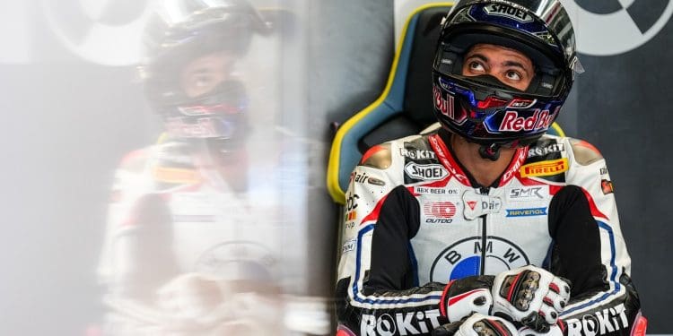 Vídeo: Toprak Razgatlioglu de regresso ao paddock em Magny-Cours
