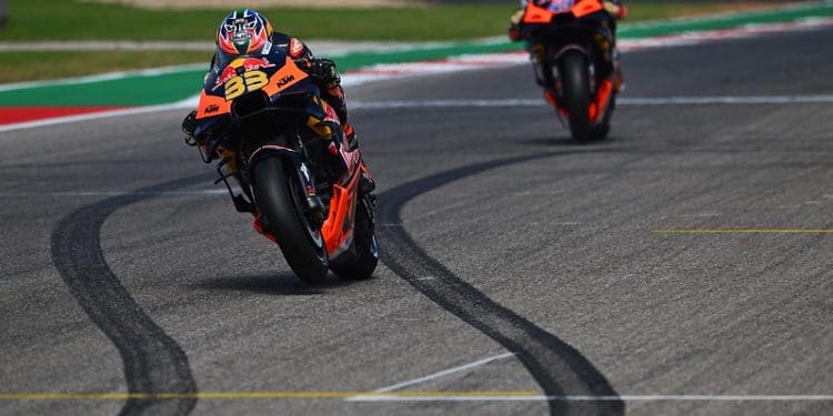 Carlo Pernat critica os pilotos da Red Bull KTM Factory Racing – ‘Binder não é o que era, e Miller está a evaporar-se’