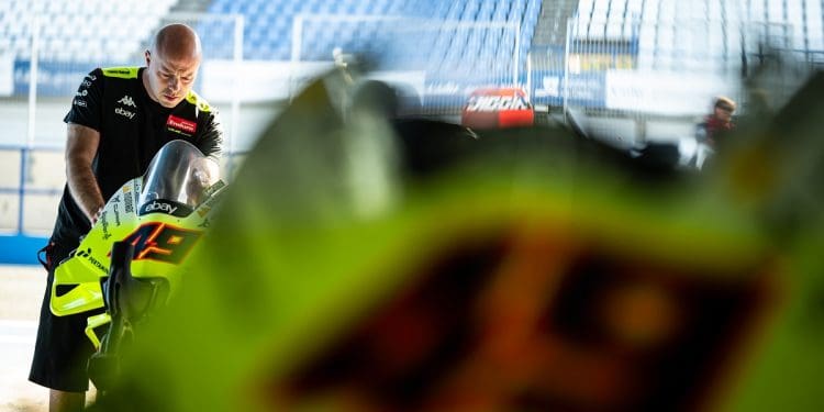 ‘As Ducati são muito parecidas; Martín está a usar a moto um bocado diferente dos outros’ – Fabio Di Giannantonio