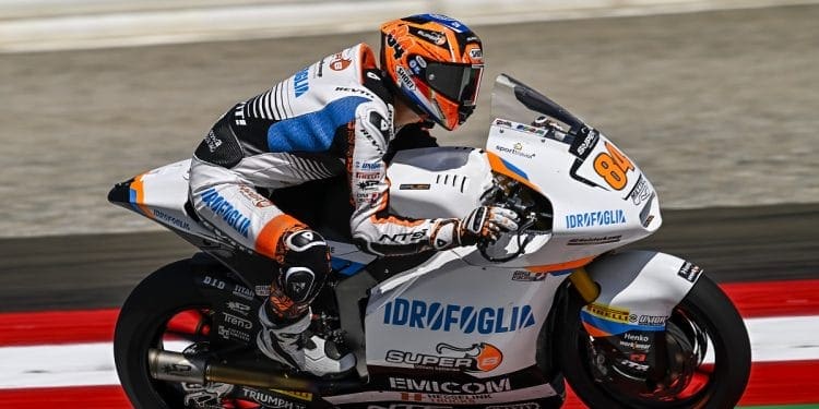 Zonta van den Goorbergh e mais três seguem para a Q2 de Moto2 em Spielberg
