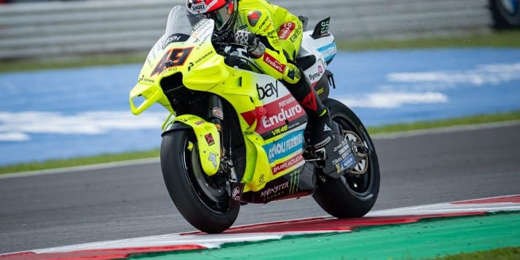 Fabio Di Giannantonio ainda não decidiu se será operado ao ombro: ‘O plano é fazer toda a época’