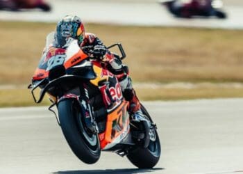 Dani Pedrosa liderou dia 1 do shakedown em Sepang dominado pela KTM; rookie Pedro Acosta em segundo