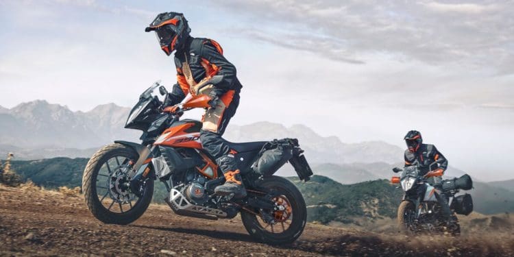 Nova KTM 390 Adventure voltou a ser avistada em testes