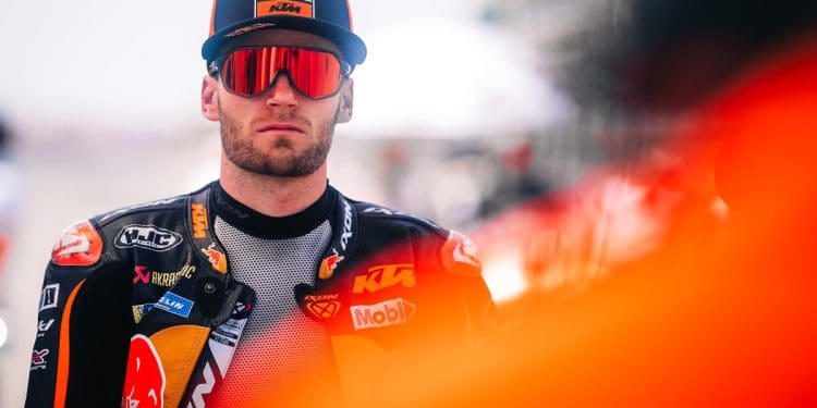 Brad Binder deixa «aviso» à concorrência antes de começar a trabalhar em Jerez: ‘Tenho a certeza de que isto vai ser melhor’
