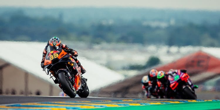 ‘Colocamo-nos numa situação difícil com a qualificação; Não foi uma corrida limpa e o meu arranque foi a minha salvação’ – Brad Binder