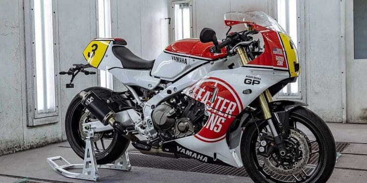 Yamaha XSR900 GP Mamola – edição especial inspirada na icónica YZR500 de Randy Mamola