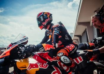 KTM a trabalhar ‘numa linha ténue’, com a dianteira da RC16; Situação não é ‘assim tão má quanto parece’, garante Brad Binder