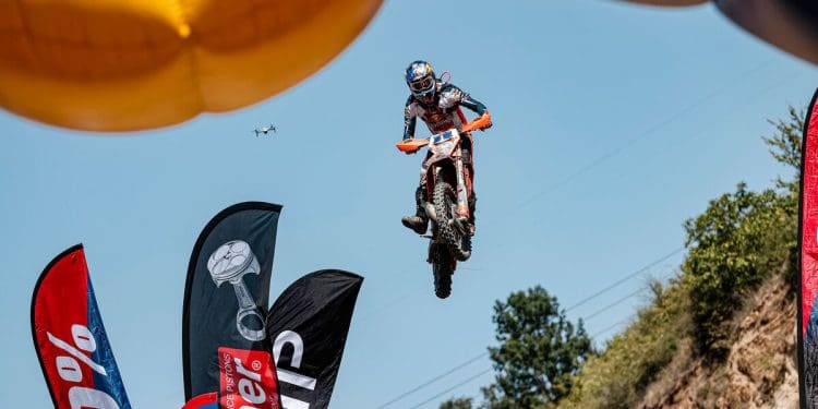 Manuel Lettenbichler conquistou o Red Bull Romaniacs pela quinta vez