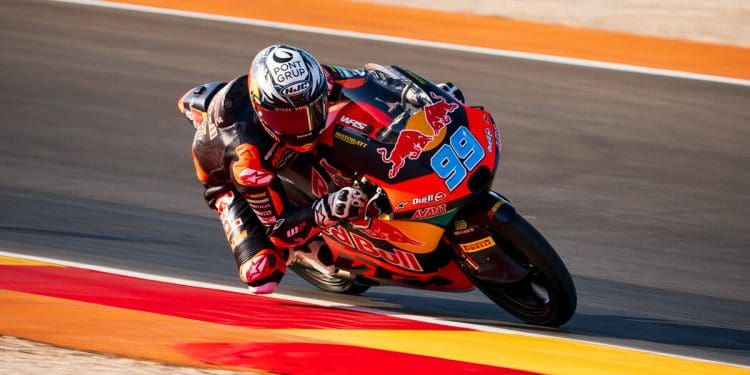 Jose Antonio Rueda faz história e estreia-se a vencer no mundial de Moto3