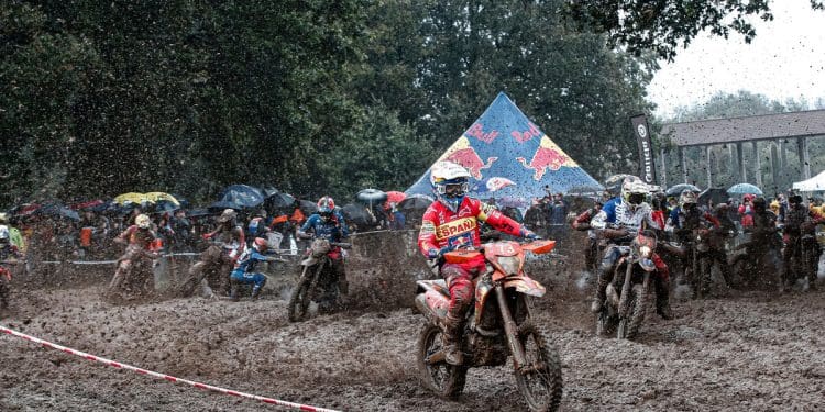 Glória caseira: Josep García triunfou nos ISDE; França mais forte por equipas e Portugal no top 10