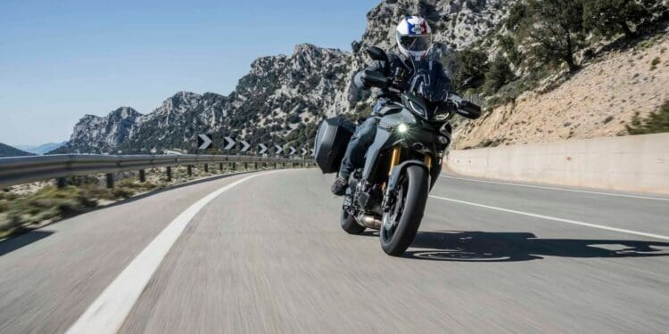 Ensaio – Yamaha Tracer 9GT+ – nota 9+