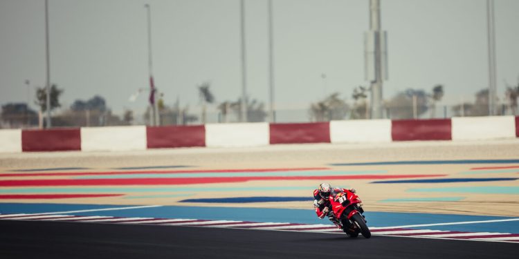 ‘Espero que ele não seja forte em qualificação para que tenha de recuperar em corrida’ – Marco Melandri sobre Pedro Acosta