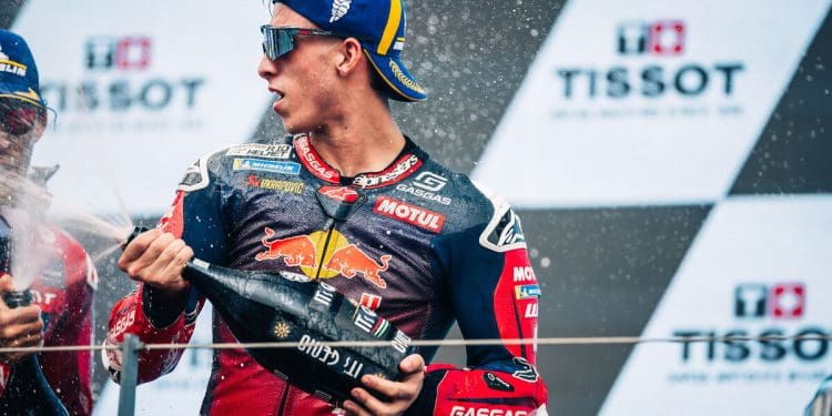 Pedro Acosta manda recado aos pilotos do MotoGP – “Não gosto de fazer amigos aqui, venho para ganhar”