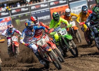 Vídeo: O resumo das emoções fortes do MXGP da Galiza