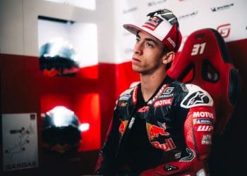 Pedro Acosta ciente que será difícil bater recorde de Marc Márquez, mas realça: ‘Não estamos à procura disso’