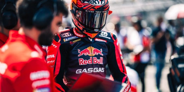 ‘O que acontece é que eu e a Tech3 não nos estávamos a entender, mas dei tudo’ – Augusto Fernández