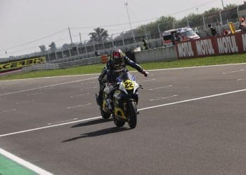 Ana Carrasco volta às vitórias de forma dramática e recupera liderança do Mundial Feminino