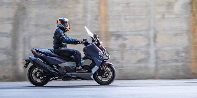 Ensaio – SYM MAXSYM TL 508 – renovação acertada