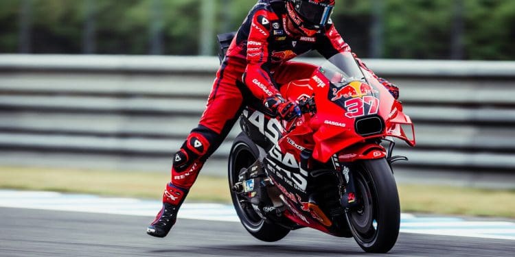 Pedro Acosta é oficialmente o Rookie do Ano no MotoGP