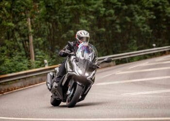 Ensaio – Kymco AK 550 Premium – a ambição de ser premium