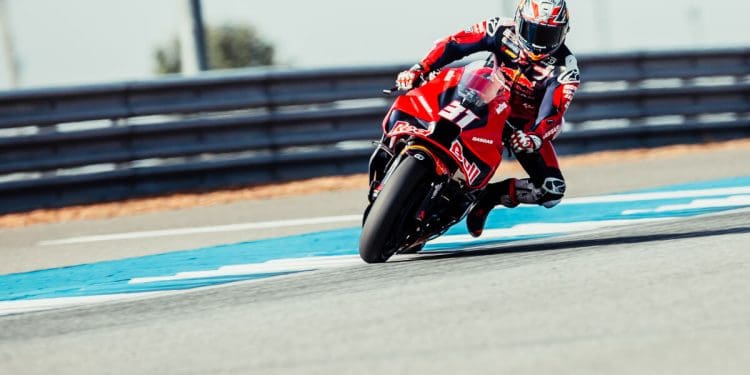 Pedro Acosta com poucas dores no ombro, que não precisará de ser operado