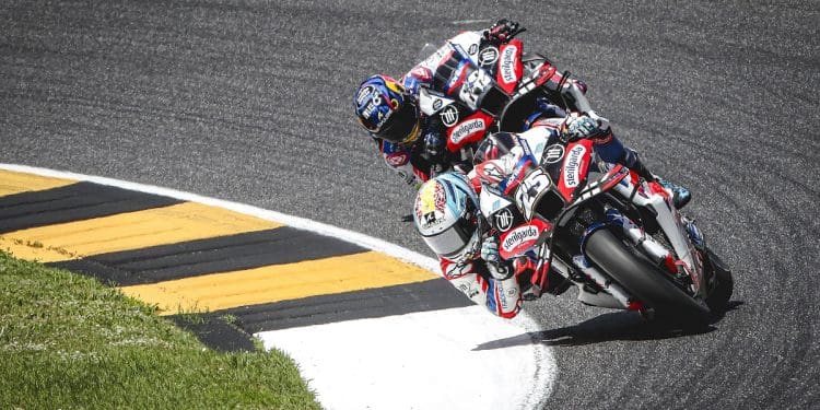 Raúl Fernández (12.º) ultrapassou Miguel Oliveira (15.º) no Mundial de MotoGP