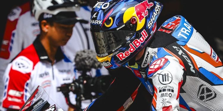 Ritmo de corrida e escolha de pneus ainda são incógnitas para Miguel Oliveira