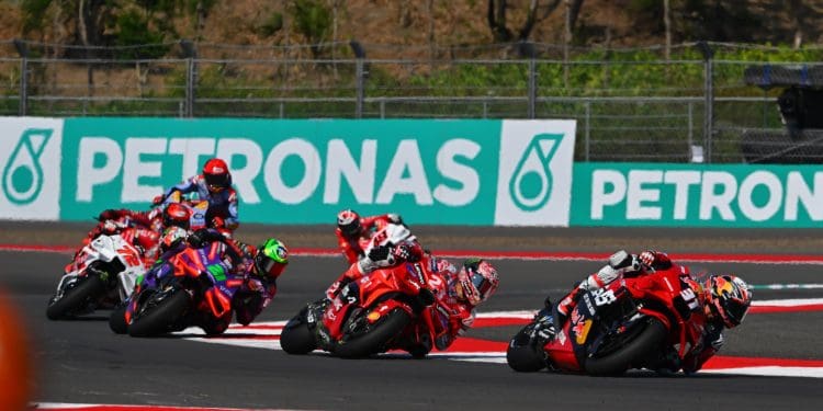 Enea Bastianini admite que foi ‘acima do limite’, na tentativa de chegar à segunda posição