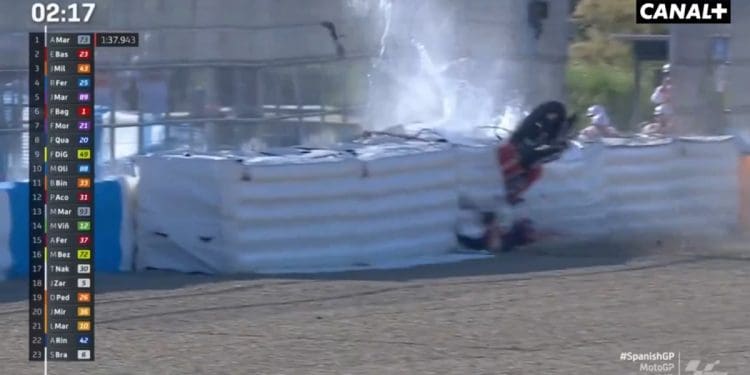 Vídeo: Queda forte e susto para Pedro Acosta causou bandeira vermelha no warm-up