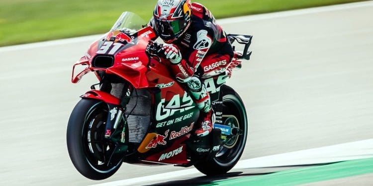 Pedro Acosta pronto para correr no território da KTM: ‘Uma pista de que gosto, onde consegui bons resultados no passado’