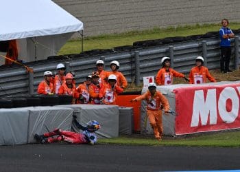 ‘Nós, pilotos, temos de pensar no que fazemos, e devido à má gestão do Álex Márquez, estragou a minha corrida’ – Joan Mir