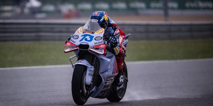 Álex Márquez ’teve sorte’ em cair na volta de reconhecimento: ‘Tinha aquilo na mente, e iria cair na volta de warm up ou na corrida’