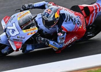 Álex Márquez categórico e sorridente face à diferença da GP22 para a GP23: ‘É uma evolução com mais potência’