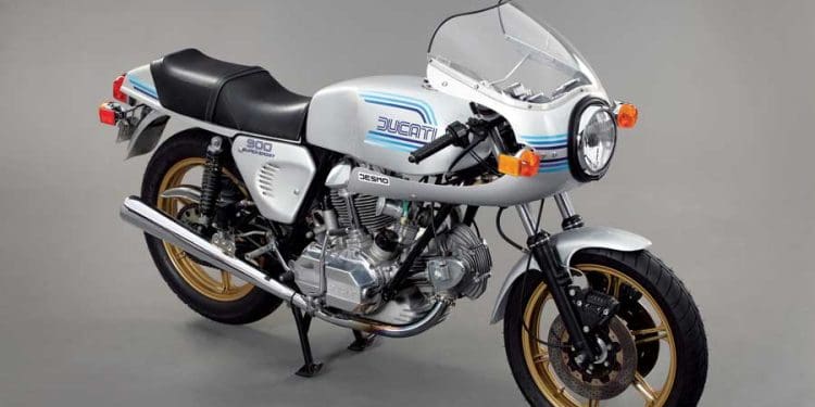 Ducati 900 Supersport – um símbolo de paixão