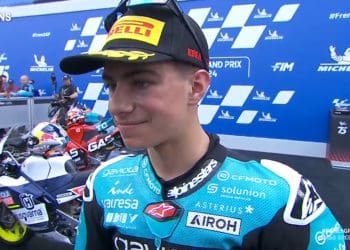 ‘Tentei esperar, ter calma até as últimas voltas, depois tive uma bela batalha com Holgado. Estou tão feliz’ – David Alonso