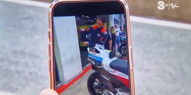 Davide Tardozzi fecha assunto do «espião»: ‘A Aprilia pediu desculpa; o mecânico fez isto sem informar os diretores’