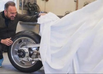 Markus Flasch dá uma pista sobre a nova moto da BMW – Roadster com base na R 18?